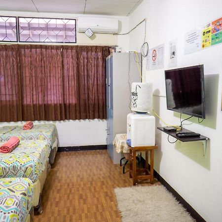 Zenrra Backpacker Hostel บันดุง ภายนอก รูปภาพ