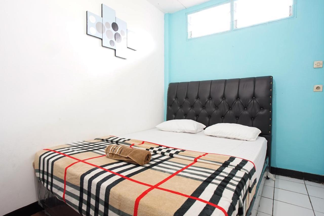 Zenrra Backpacker Hostel บันดุง ภายนอก รูปภาพ